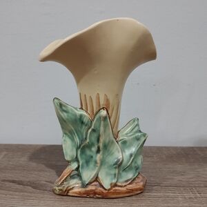 McCoy Pottery Vintage Single Calla Lilly Ceramic Vase Green Leaves Matte 1950s